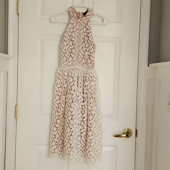Liza Luxe | Dresses | Nwt Liza Luxe White Sleeveless Midi Lace Dress |  Poshmark